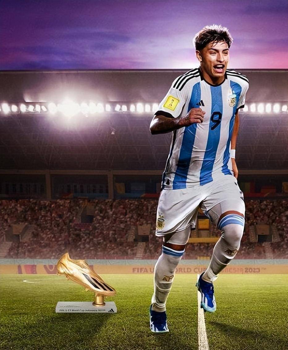 国米绝杀里昂，莱万梅开二度意甲