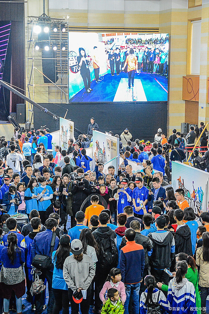 精彩绝伦的比赛激发了观众的热情